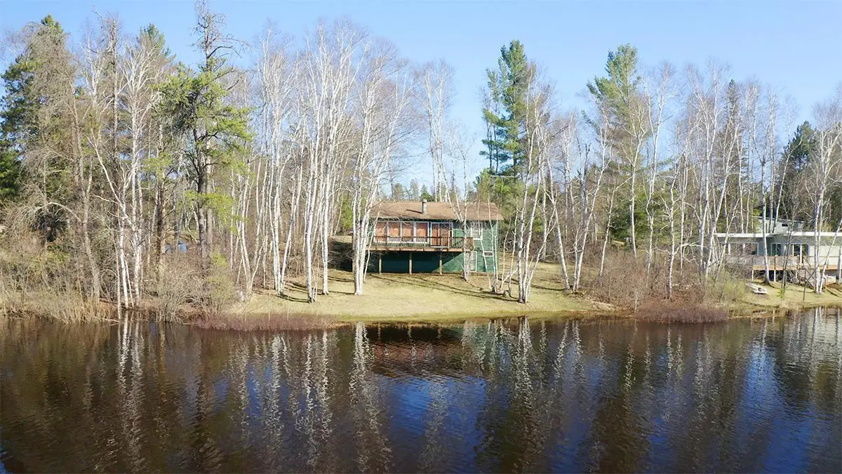 6565 White Pine LN, Gilbert, MN 55741