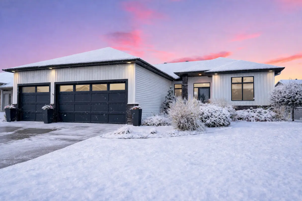 3784 Bell BLVD E, West Fargo, ND 58078