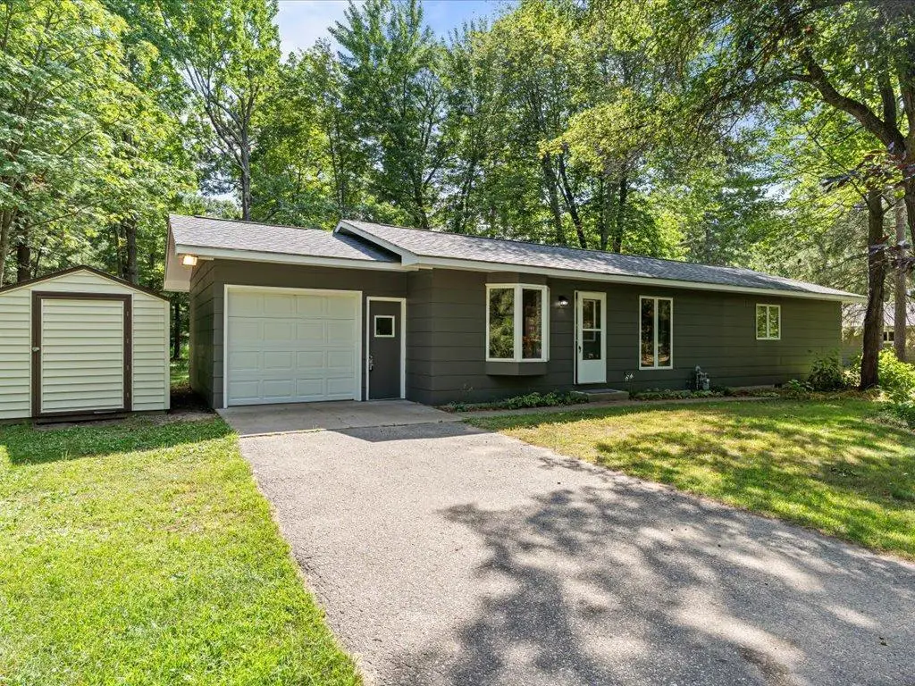 4351 Cinosam RD, Brainerd, MN 56401