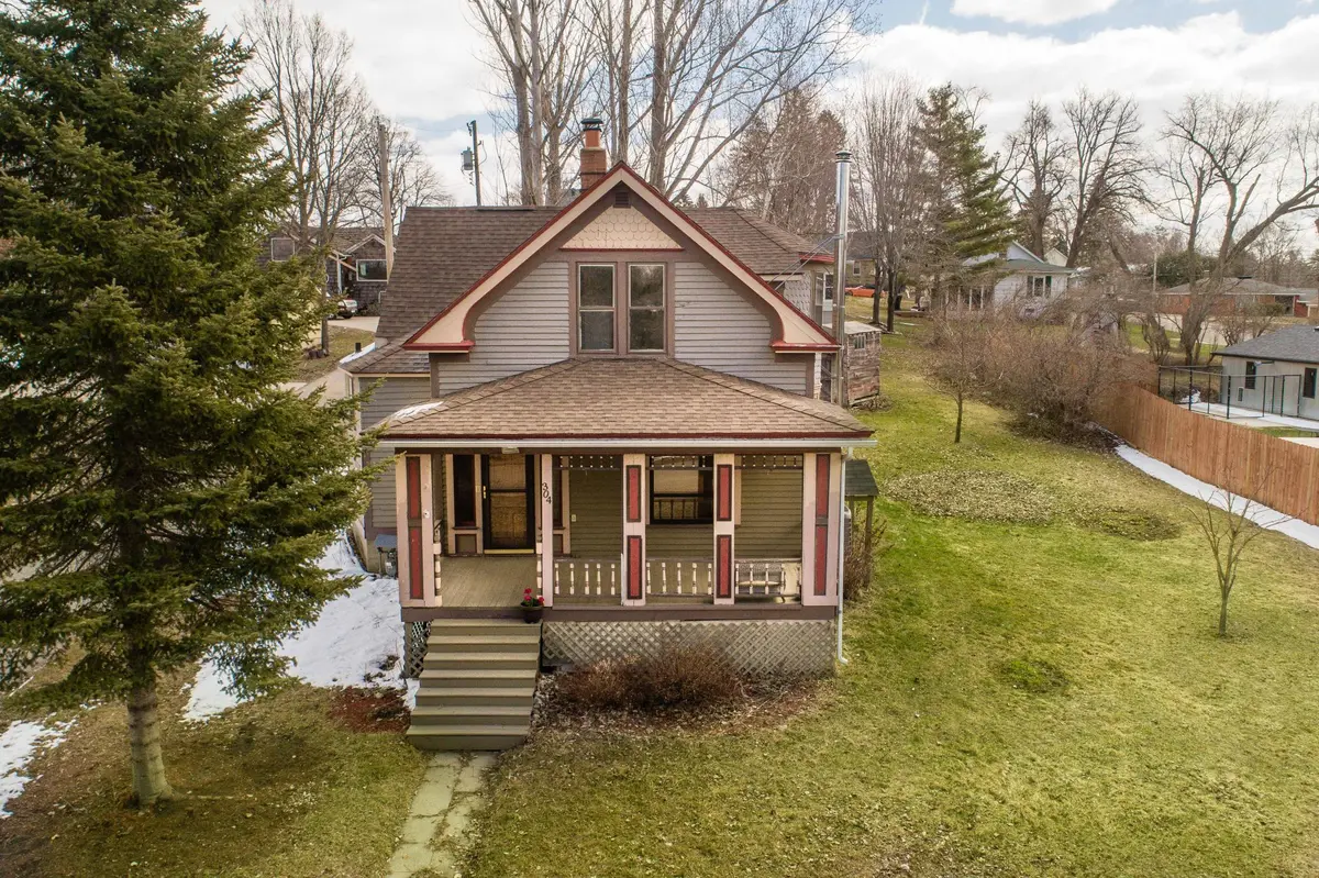 304 N Washington AVE, Battle Lake, MN 56515