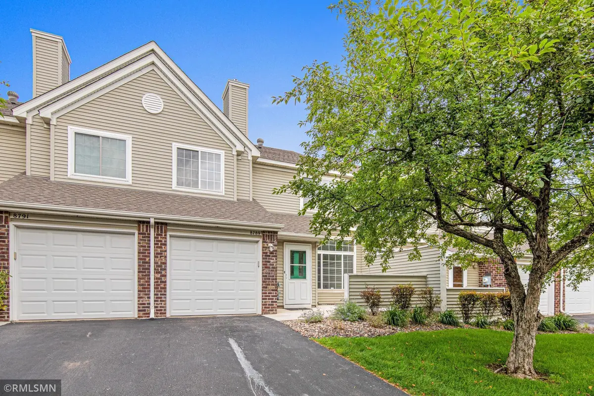8789 Branson DR, Inver Grove Heights, MN 55076