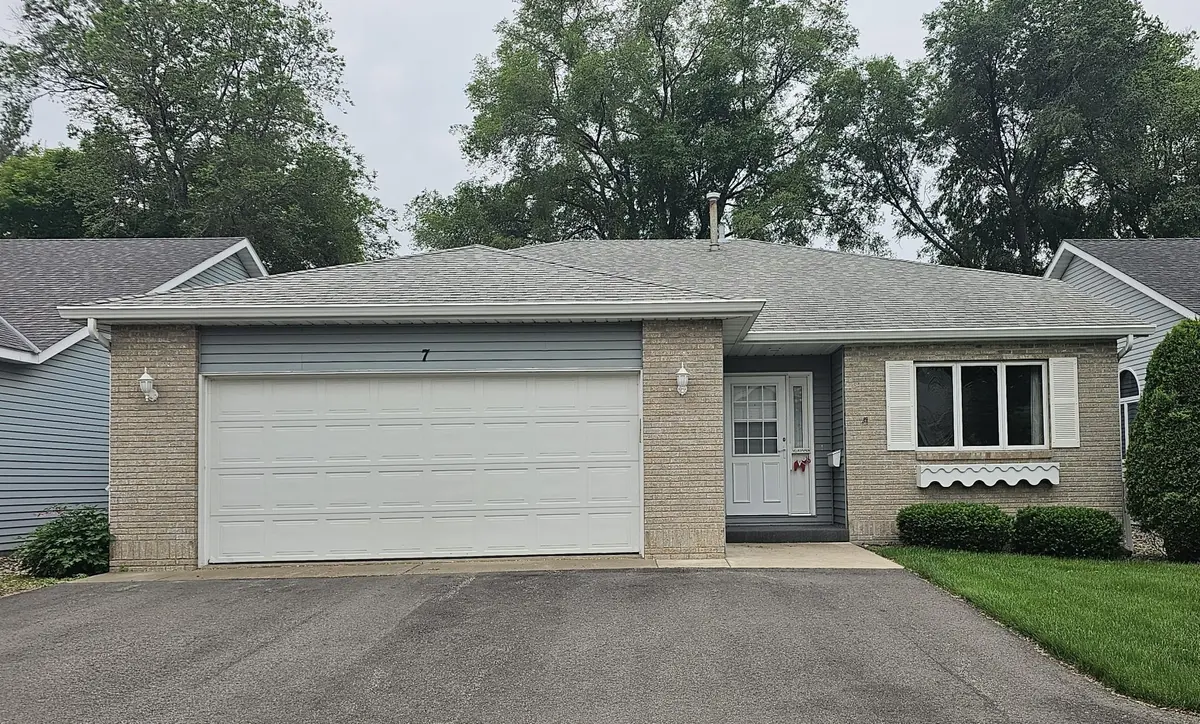 1403 33rd AVE N #7, Saint Cloud, MN 56303