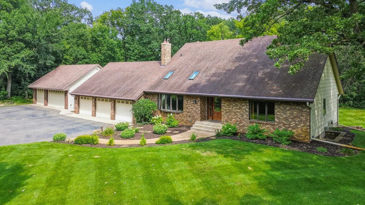 19761 Gary ST NW, Elk River, MN 55330