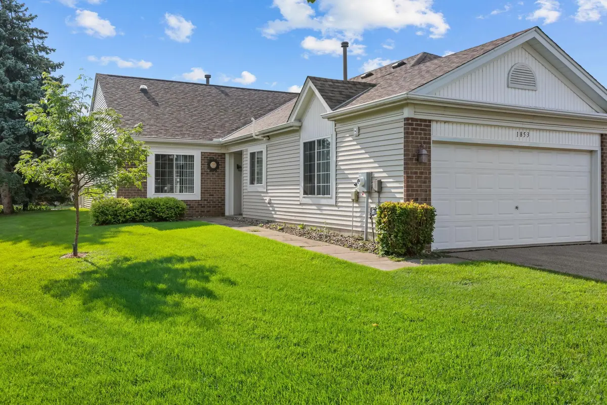1853 Stone Meadow BLVD, Shakopee, MN 55379