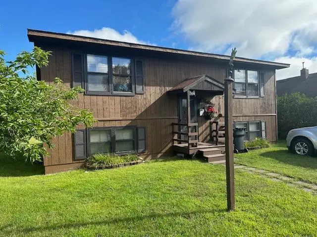 917 6th ST SE, Bemidji, MN 56601
