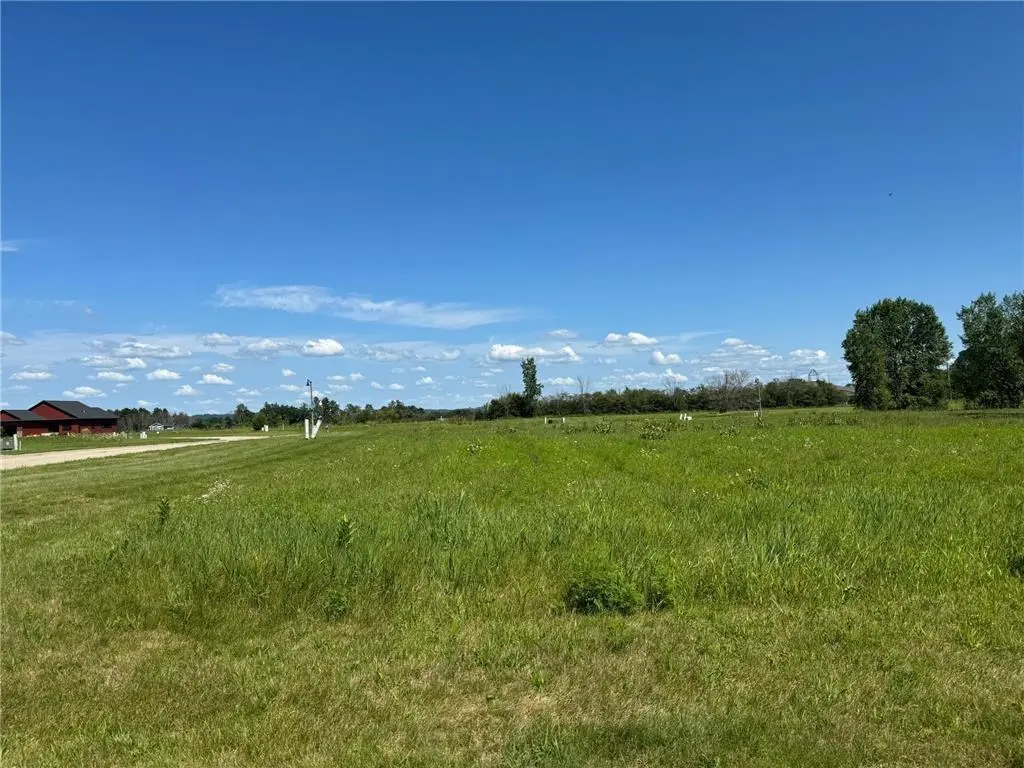200 Winged Foot CIR, Lake City, MN 55041