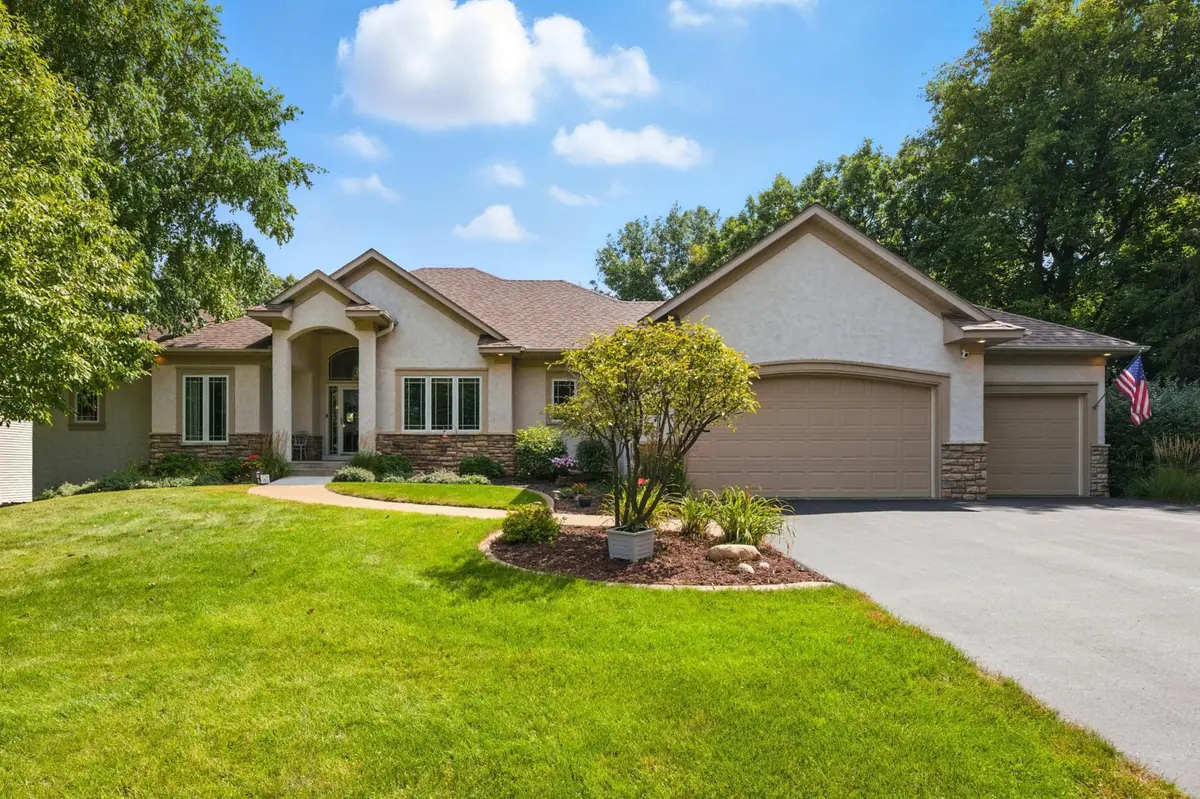 10684 Alameda AVE, Inver Grove Heights, MN 55077