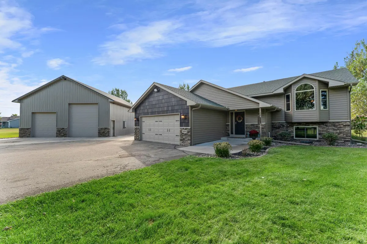 14941 283rd LN NW, Zimmerman, MN 55398