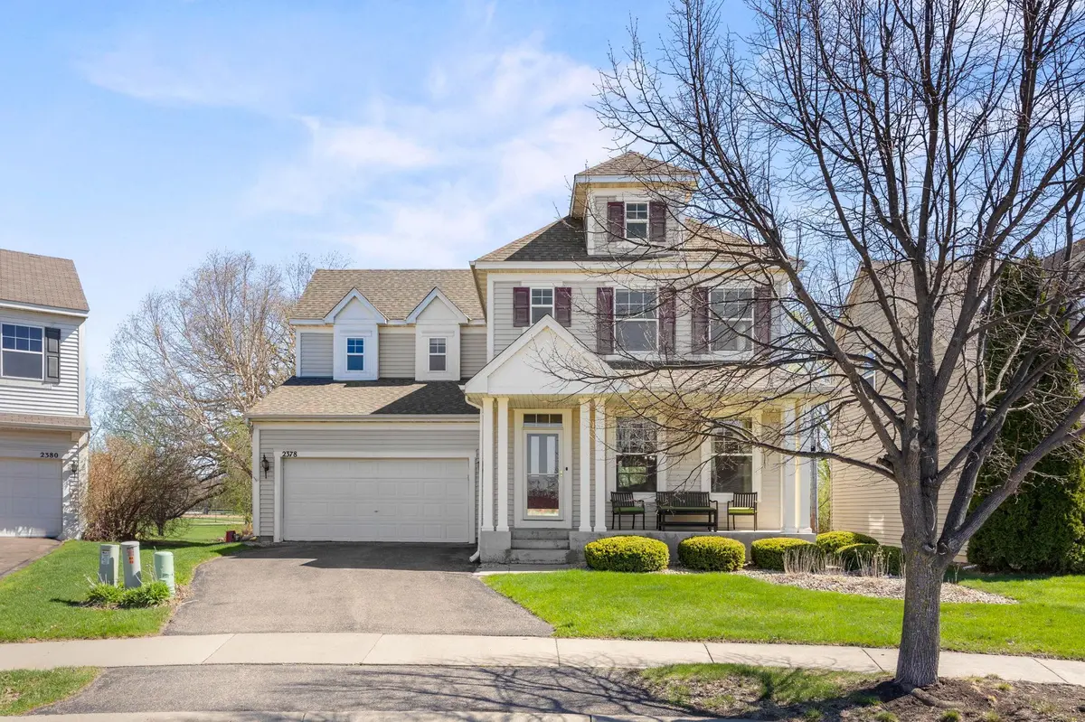 2378 Molnau CT, Chaska, MN 55318