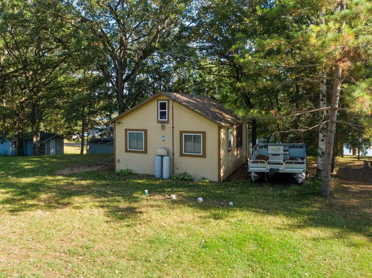 21488 Big Lake RD, Richmond, MN 56368