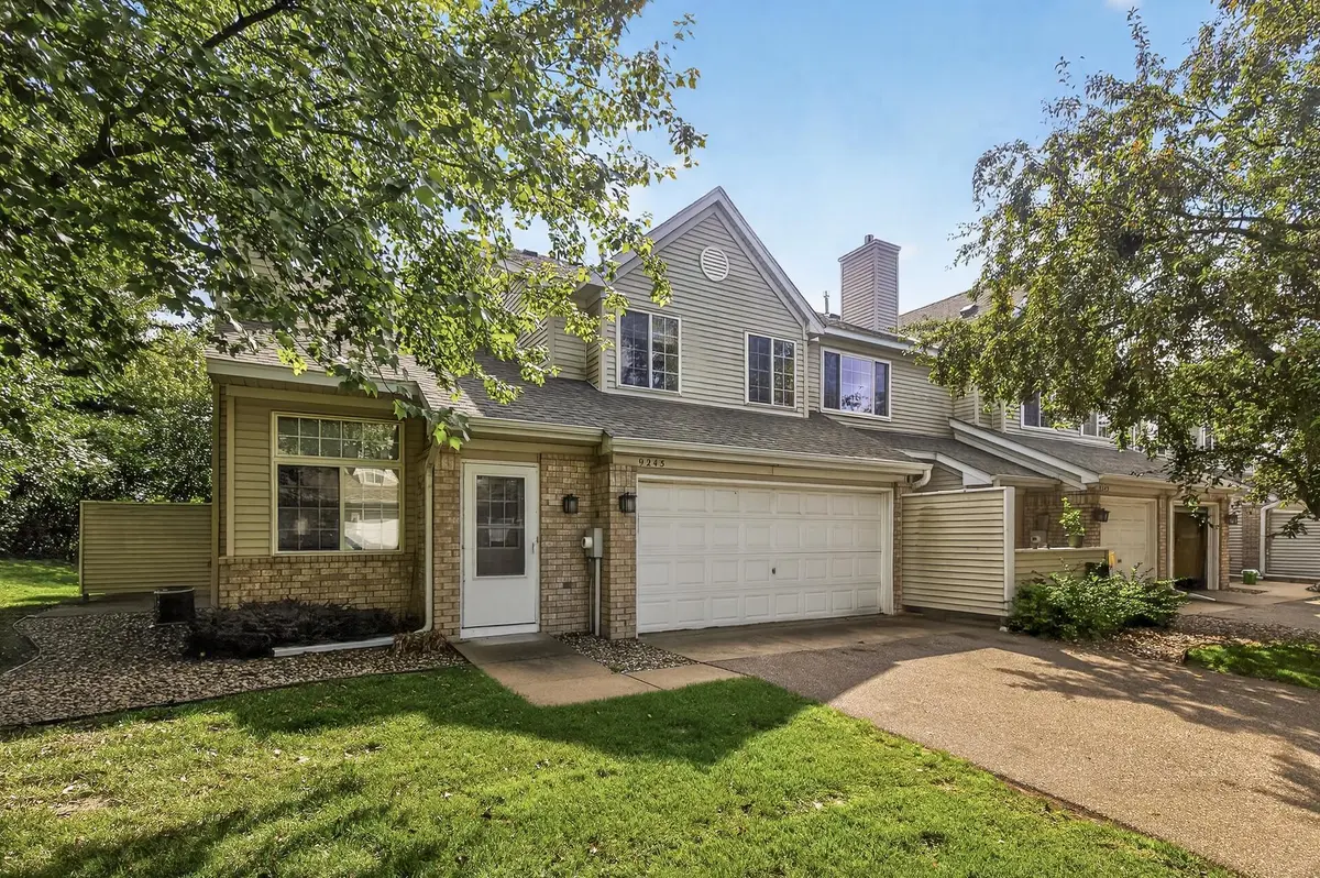 9245 Troon CT, Woodbury, MN 55125
