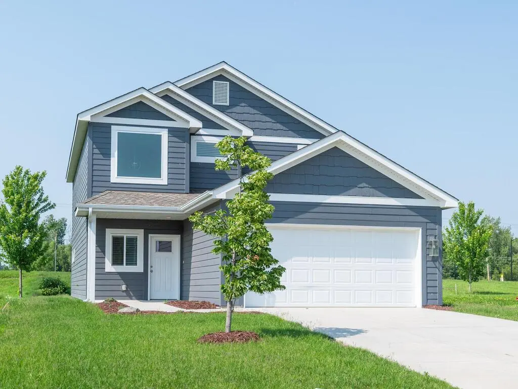 1117 Dorthy LN, Elko New Market, MN 55054
