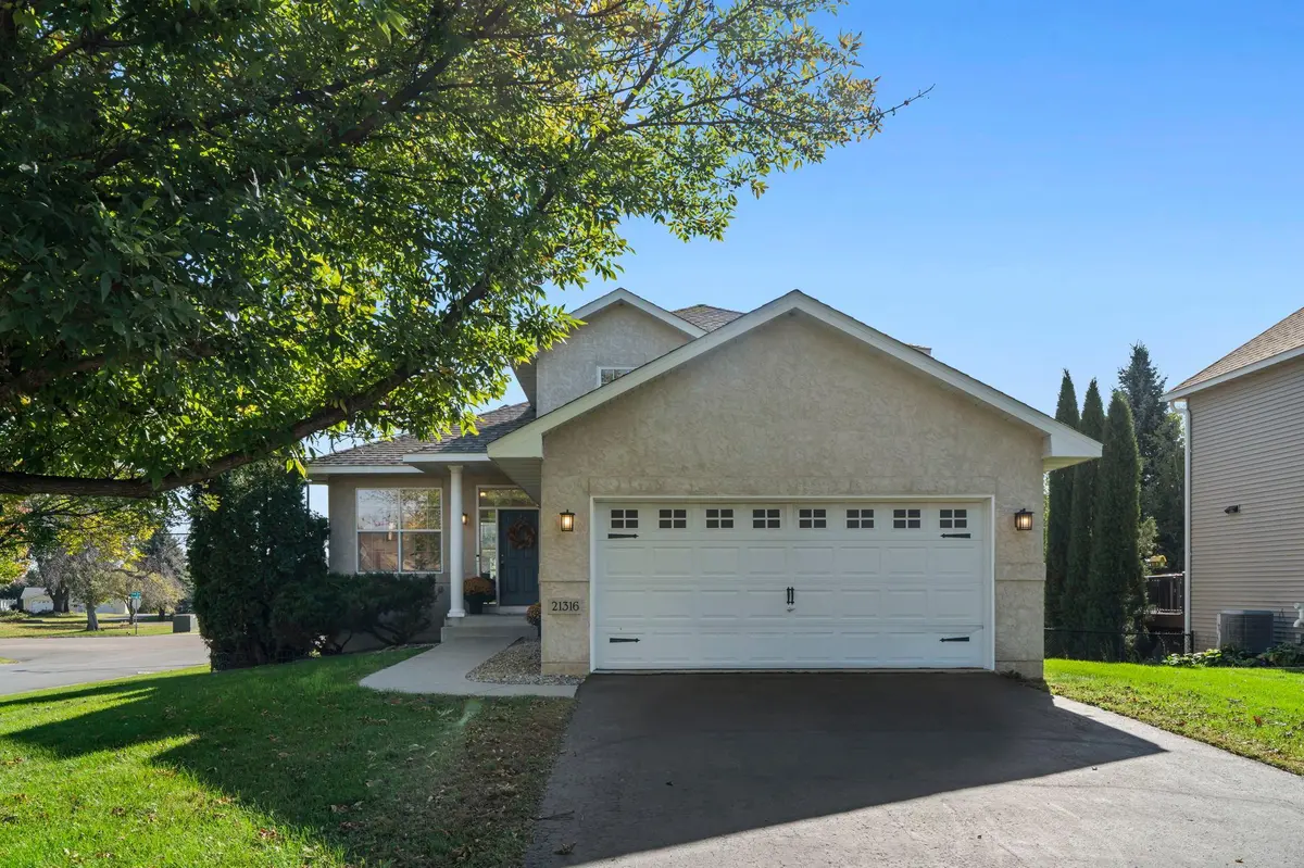 21316 Idaho AVE, Lakeville, MN 55044