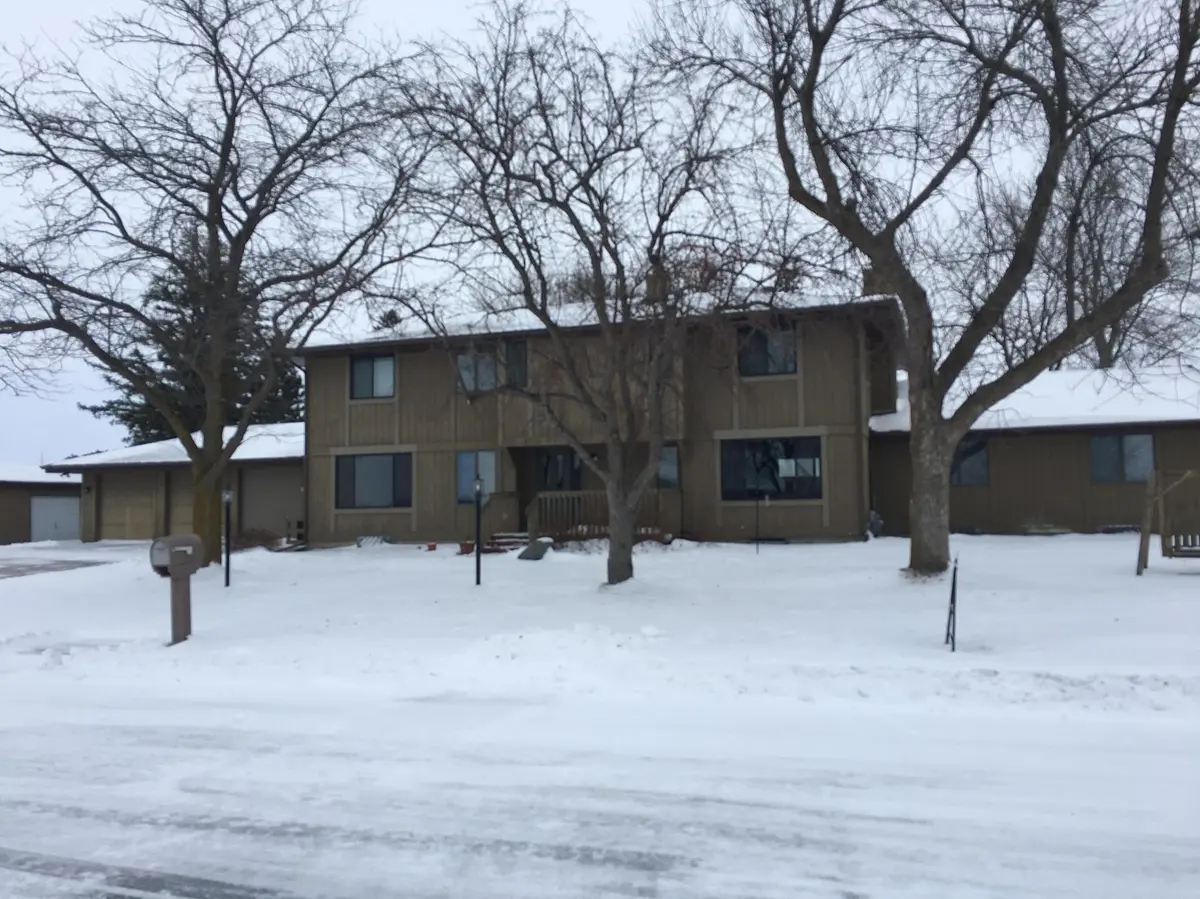 708 Chestnut ST, Arlington, MN 55307