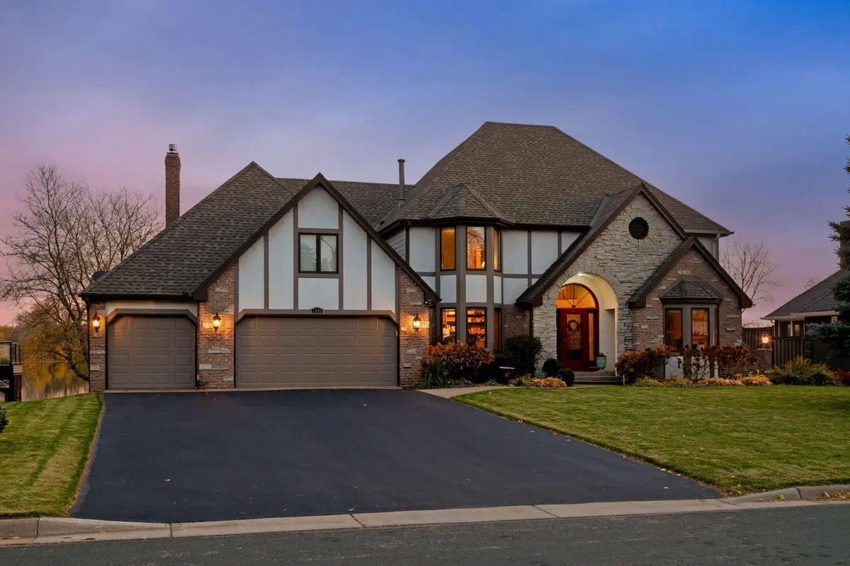 1801 Keller Lake DR, Burnsville, MN 55306