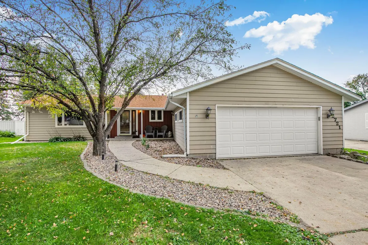 2721 12th AVE NW, Willmar, MN 56201