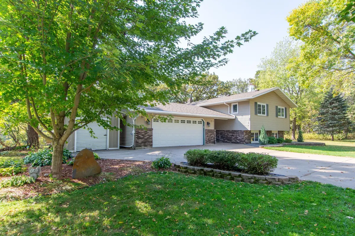 15095 Mary LN, Little Falls, MN 56345