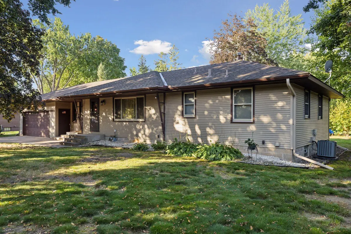 7041 Georgia AVE N, Brooklyn Park, MN 55428