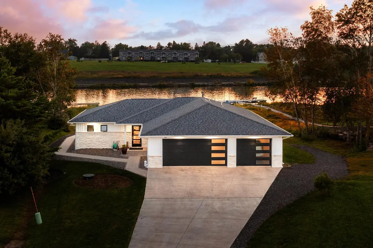 546 Marina DR, Superior, WI 54880
