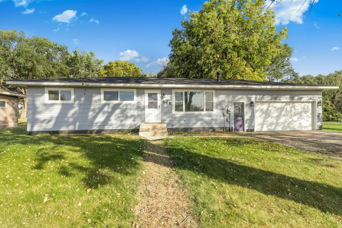 518 W 5th ST, Litchfield, MN 55355