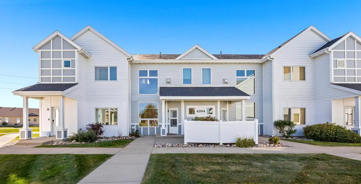 4394 46th AVE S #B, Fargo, ND 58104