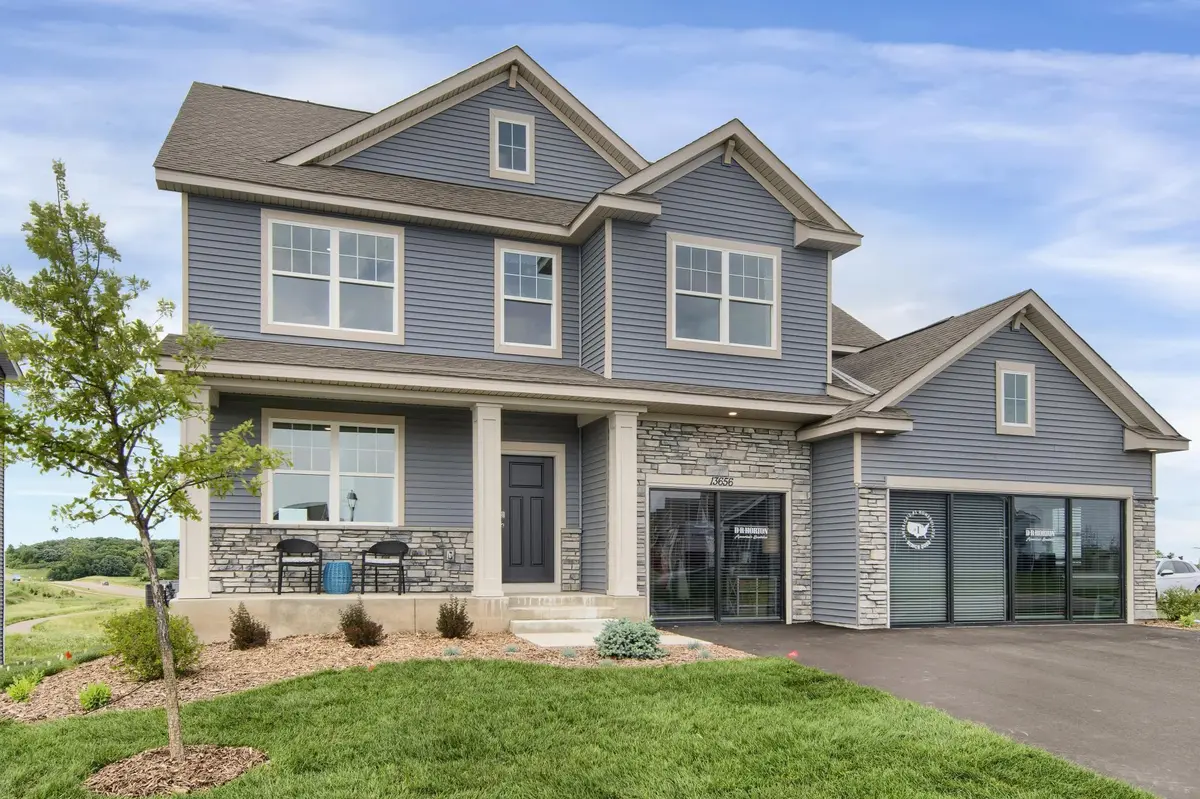 10746 Bent Pine LN, Woodbury, MN 55129