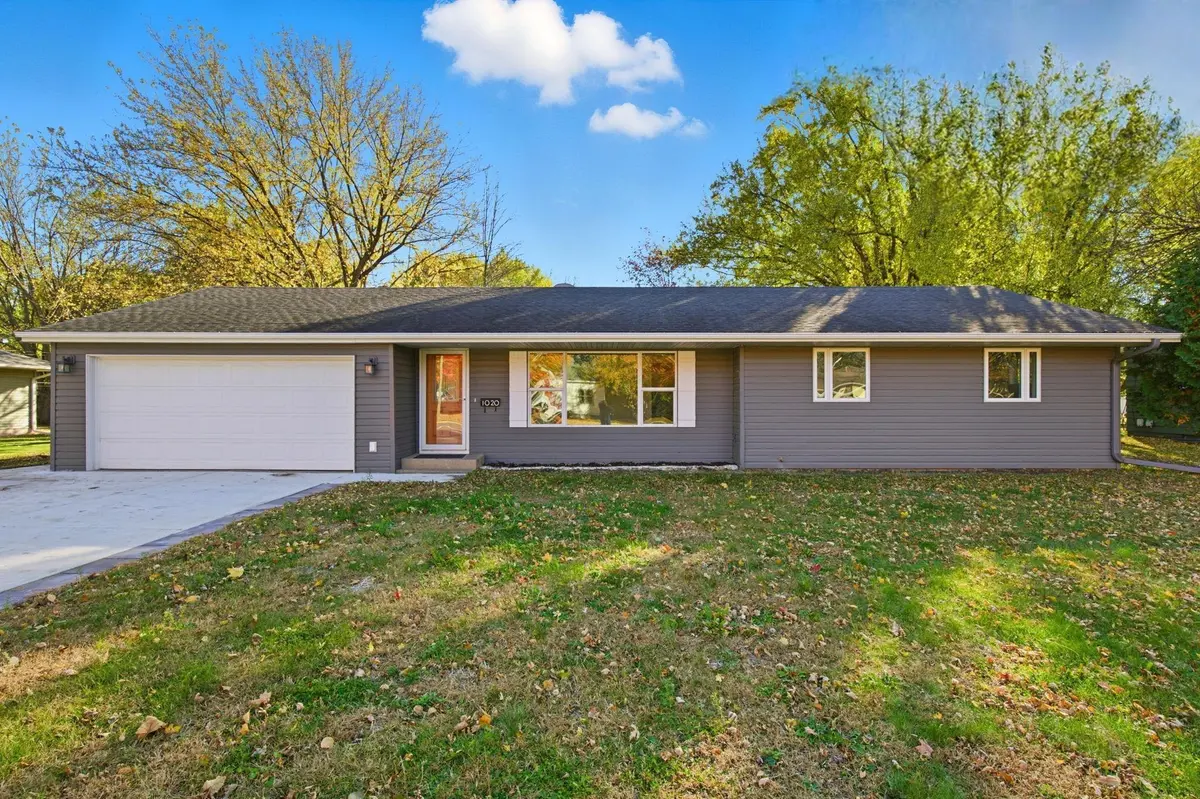 1020 1st ST S, Cold Spring, MN 56320