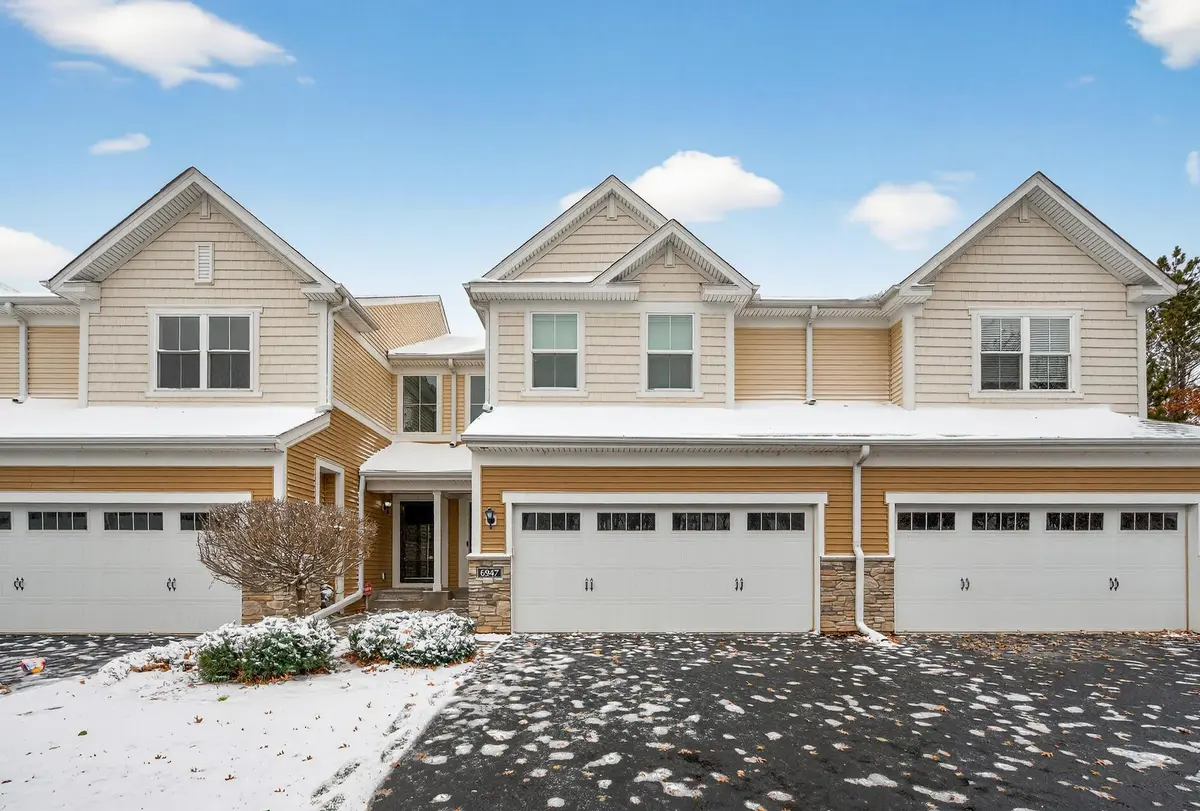 6947 Archer TRL, Inver Grove Heights, MN 55077
