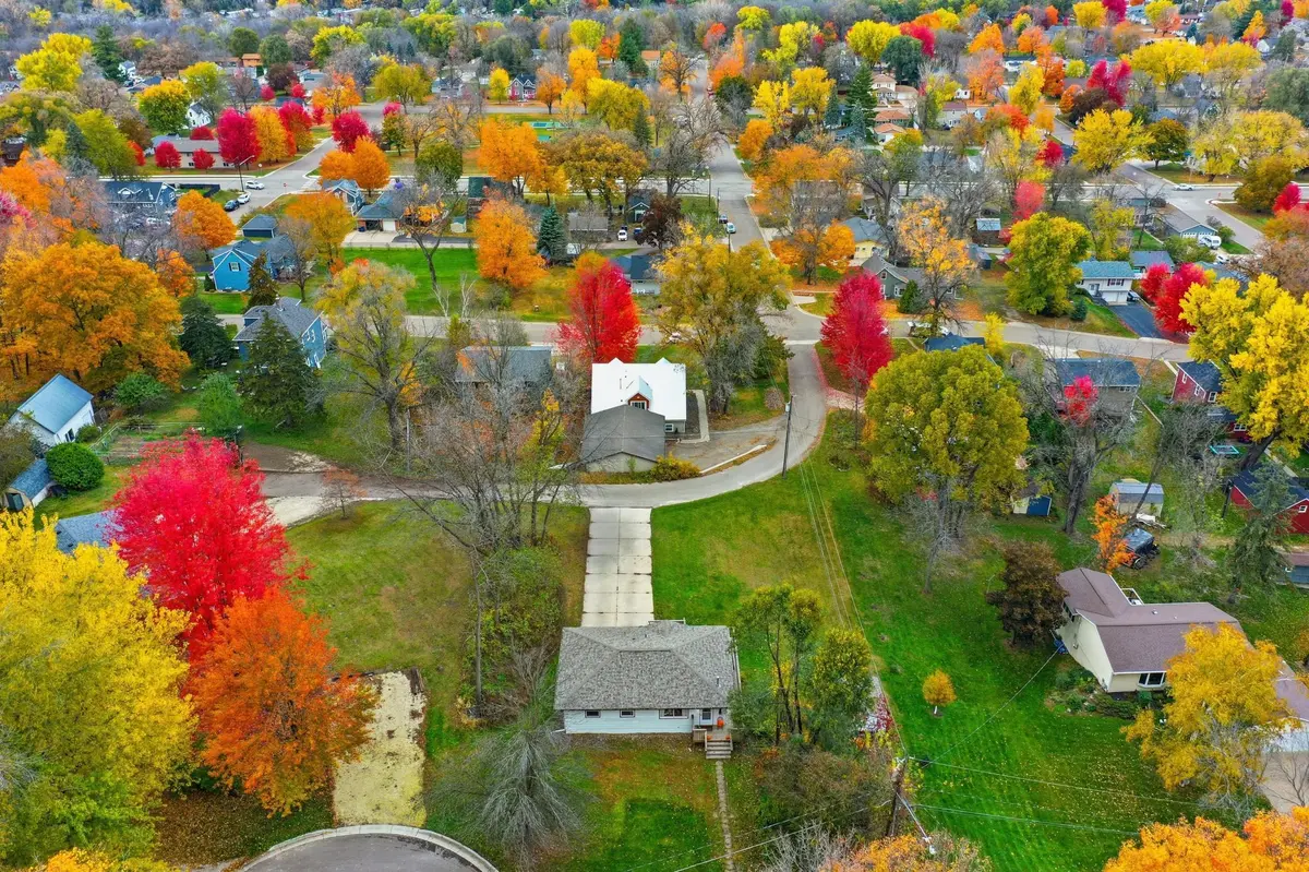 422 Mill ST E, Cannon Falls, MN 55009