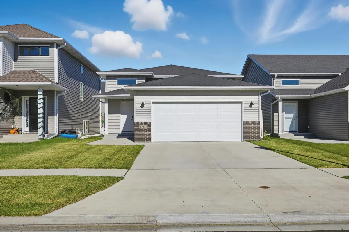 3767 Chinook DR S, Fargo, ND 58104