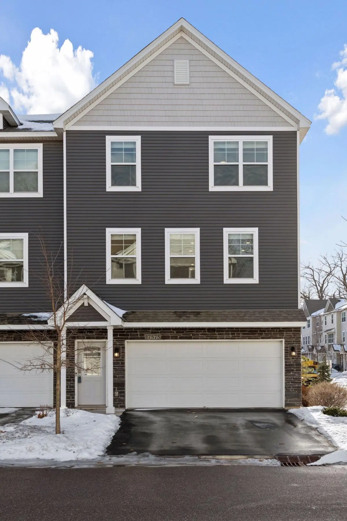 17575 96th PL N, Maple Grove, MN 55311