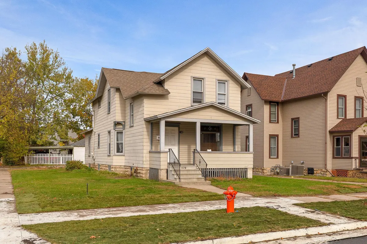 1178 W Broadway ST, Winona, MN 55987