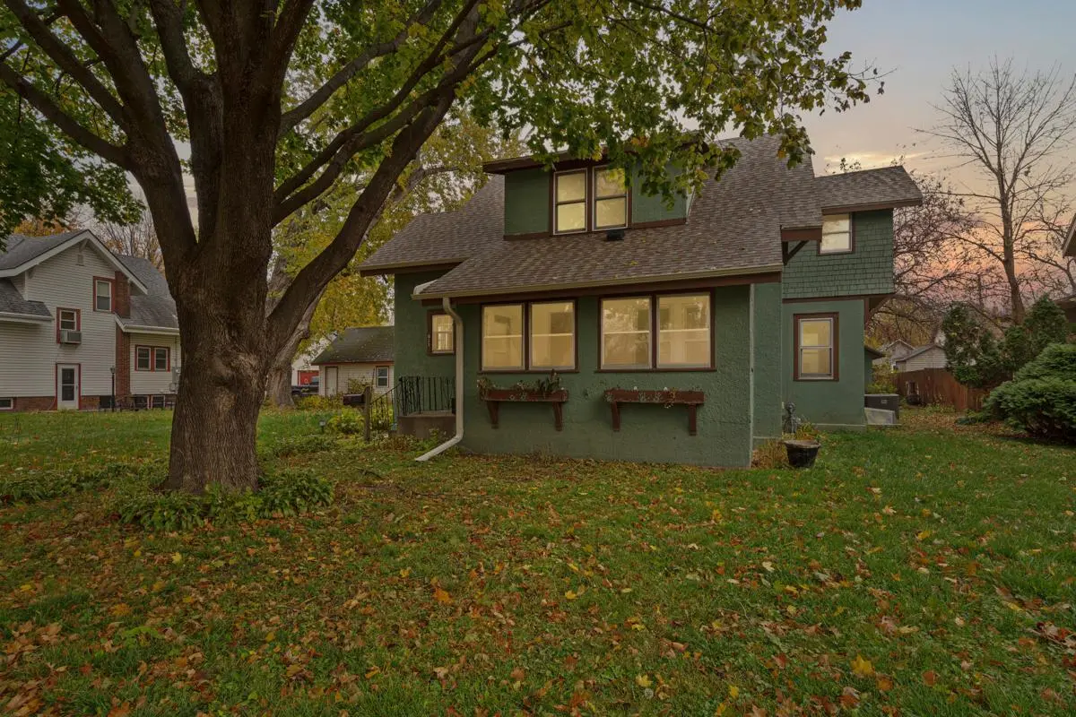 511 4th AVE SW, Faribault, MN 55021