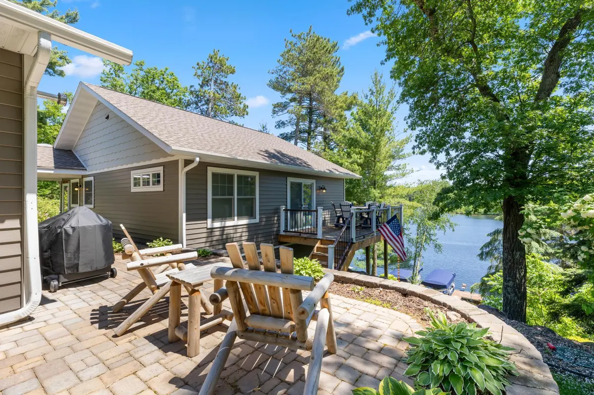 8020 Ridge RD, Nisswa, MN 56468