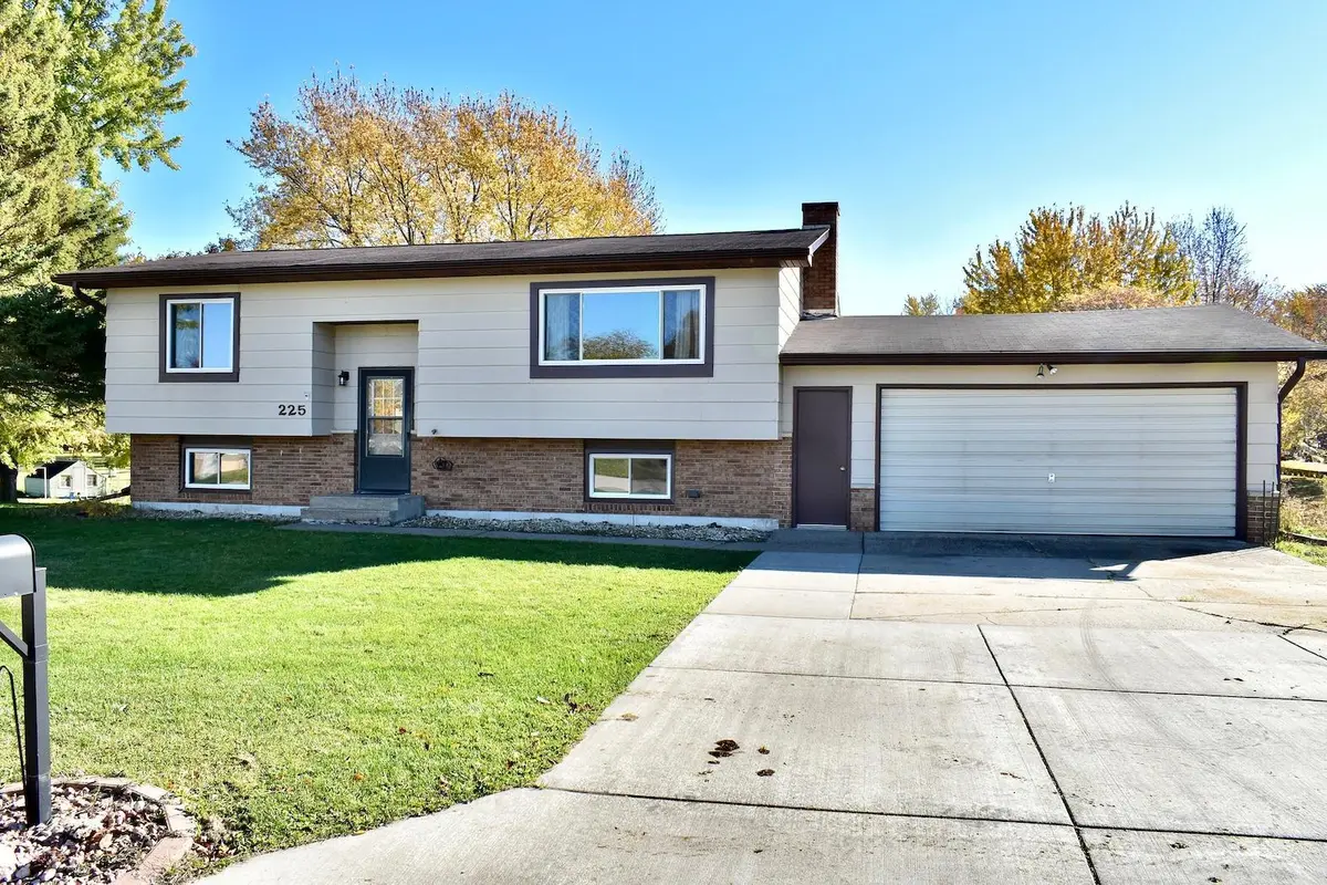 225 S 1st ST, Lewiston, MN 55952