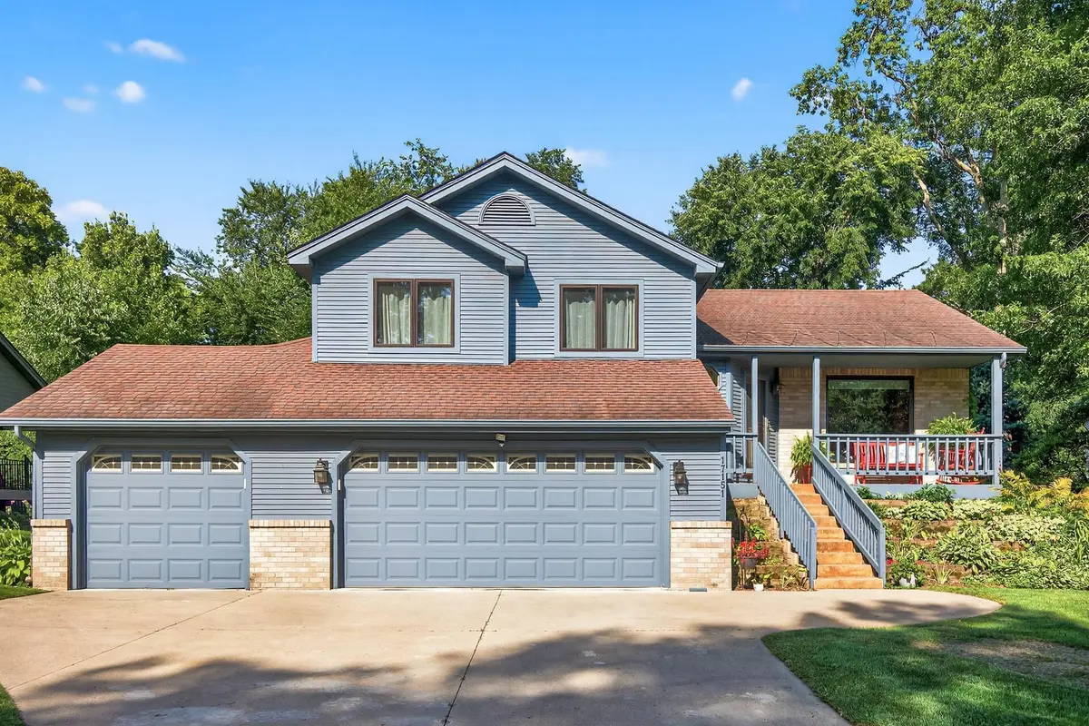 17151 Hannibal CT, Lakeville, MN 55044
