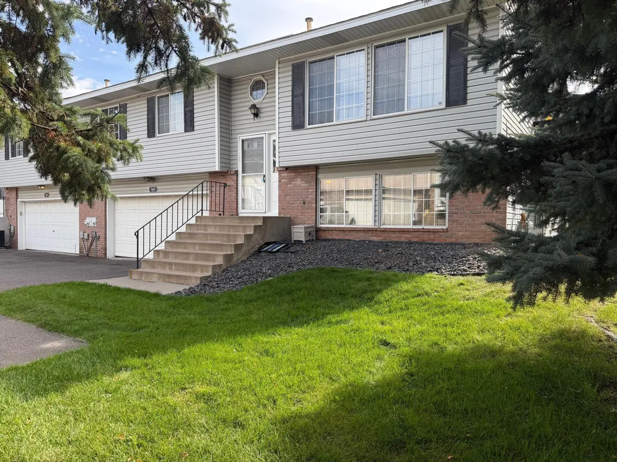 7655 Afton CT, Woodbury, MN 55125