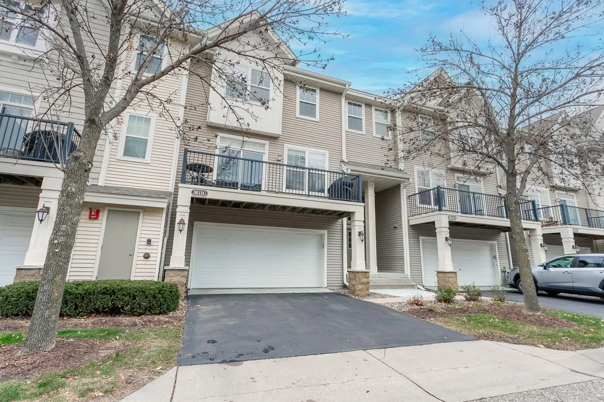 3611 Hazel TRL #G, Woodbury, MN 55129