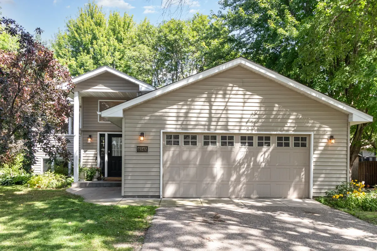 8345 Grace CT, Victoria, MN 55386