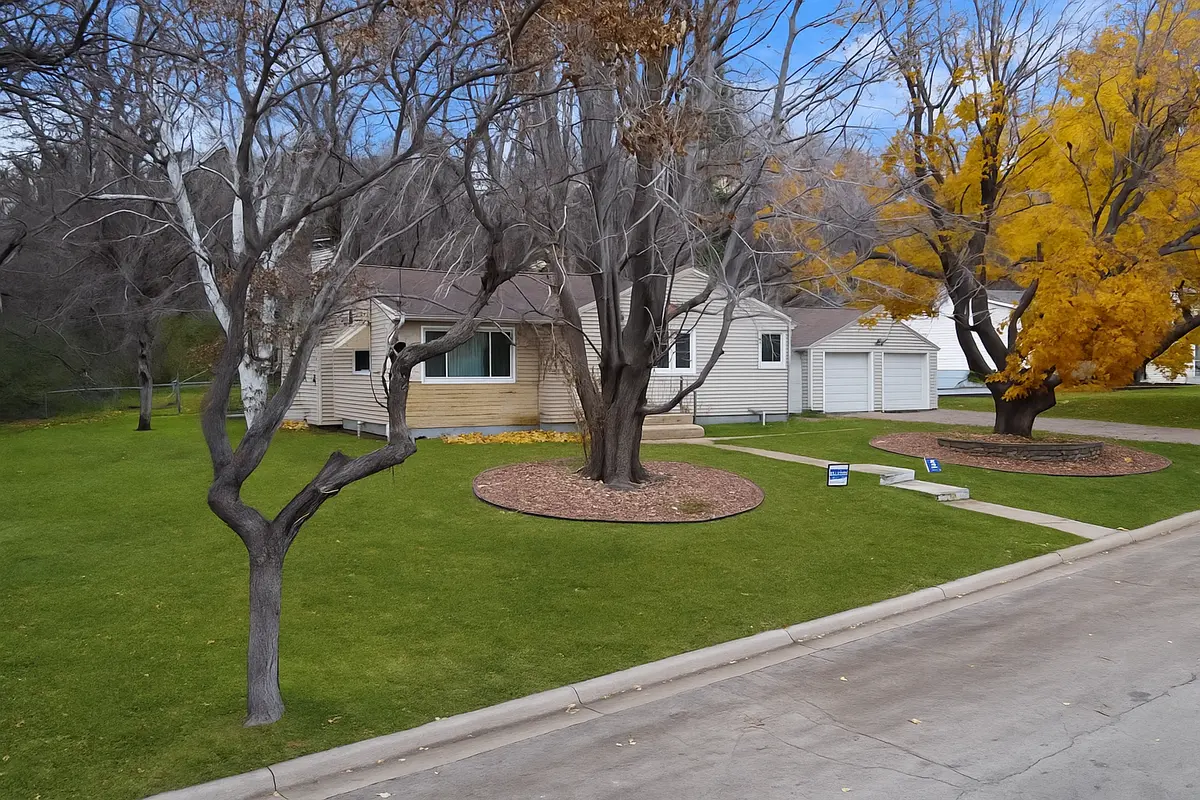 411 4th AVE NE, Glenwood, MN 56334