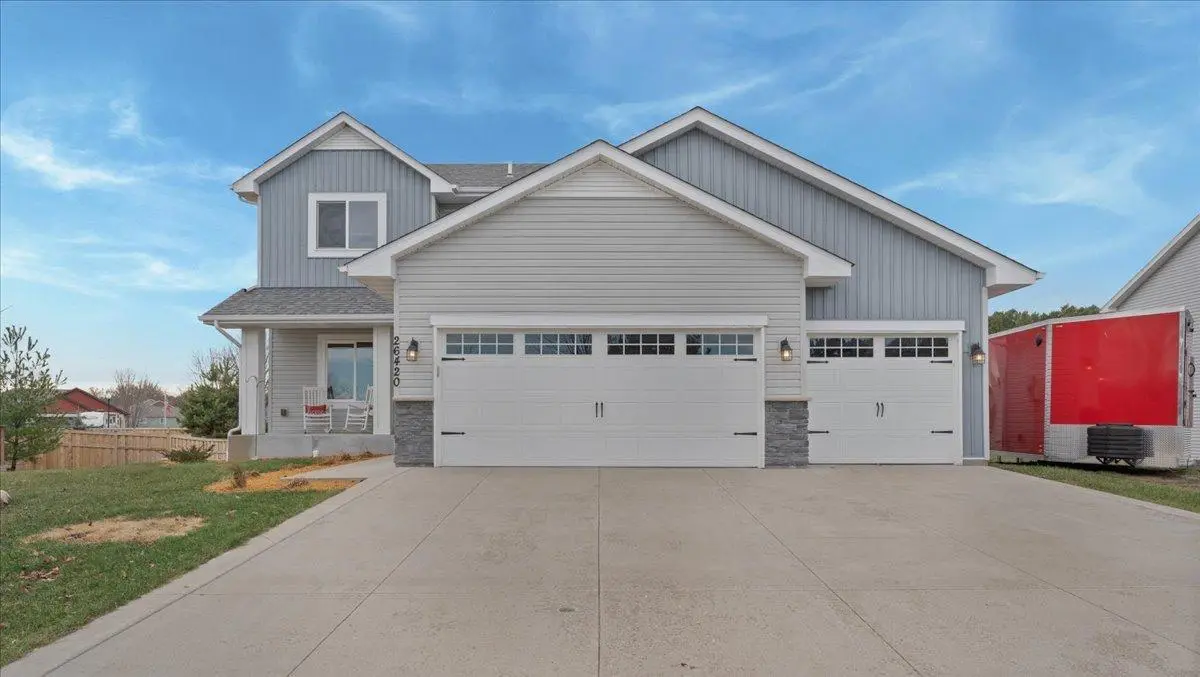 26420 22nd ST W, Zimmerman, MN 55398