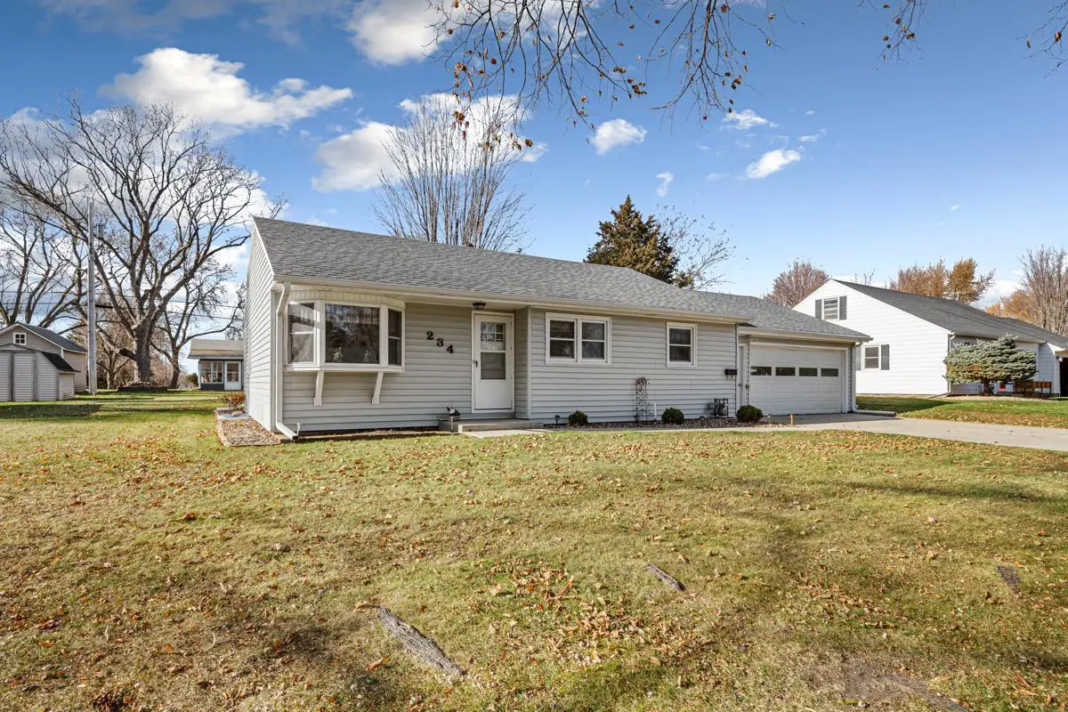 234 Selby AVE, Owatonna, MN 55060