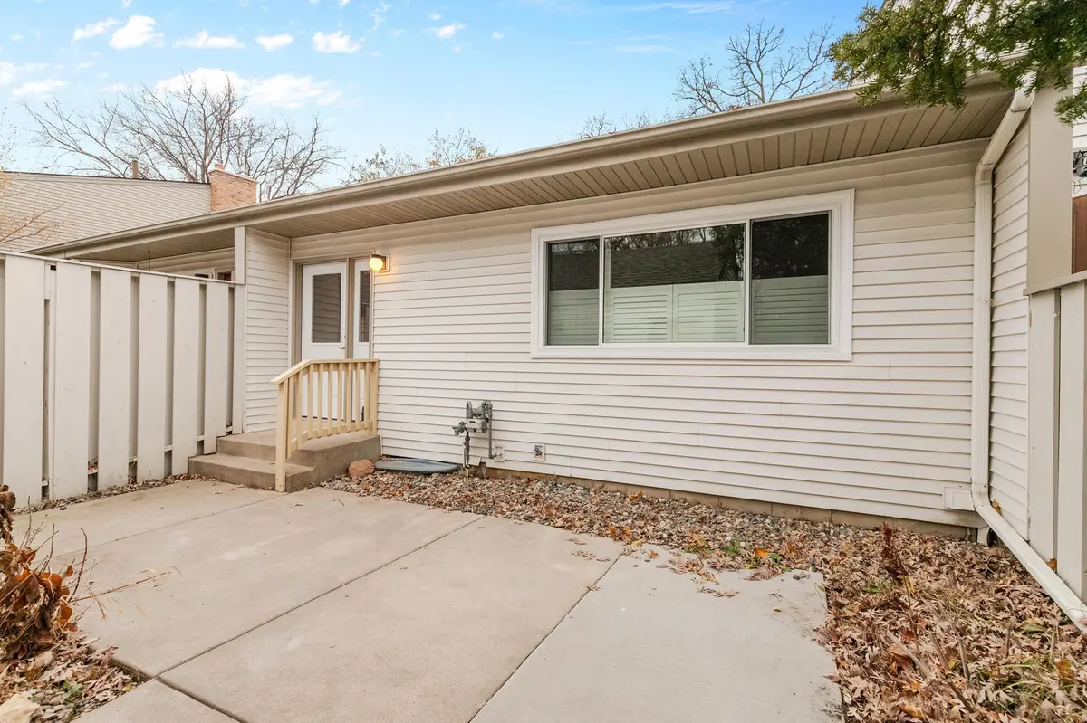 5546 Meister RD, Fridley, MN 55432