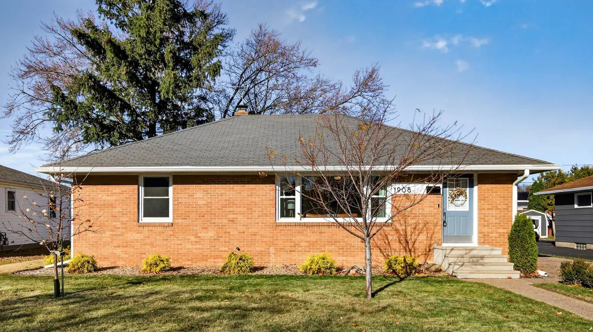 1908 Goff AVE, Eau Claire, WI 54701