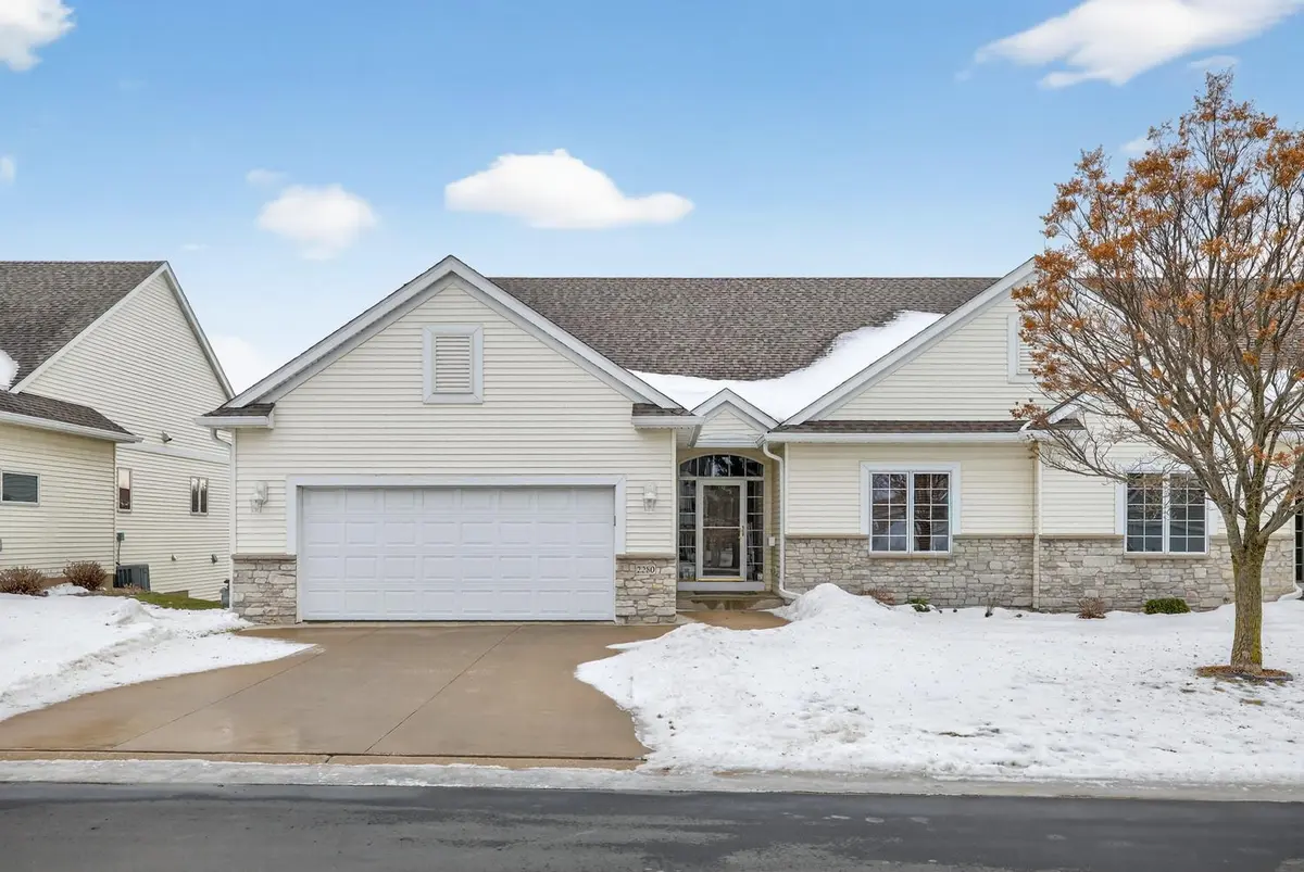 2280 Coral CT NE, Rochester, MN 55906