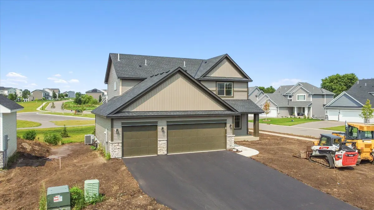 17973 Hidden Creek Trail, Lakeville, MN 55044