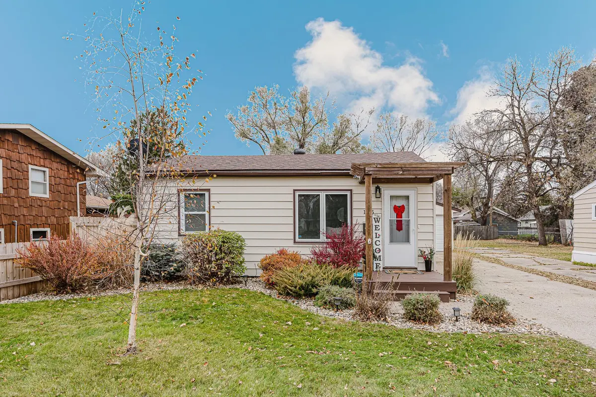 1545 15th ST S, Fargo, ND 58103