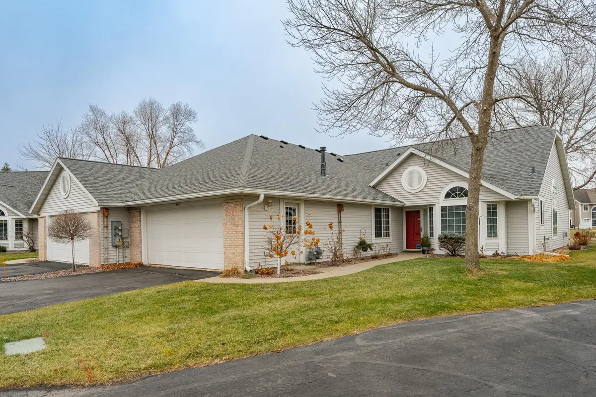 1865 Tiffany Cove LN SW, Rochester, MN 55902