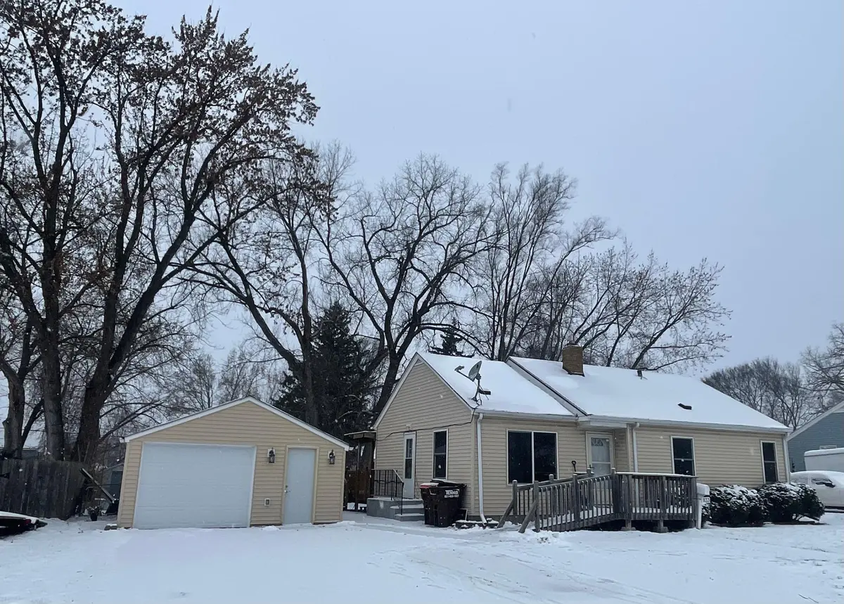 1133 Mccammon AVE, Saint Paul Park, MN 55071