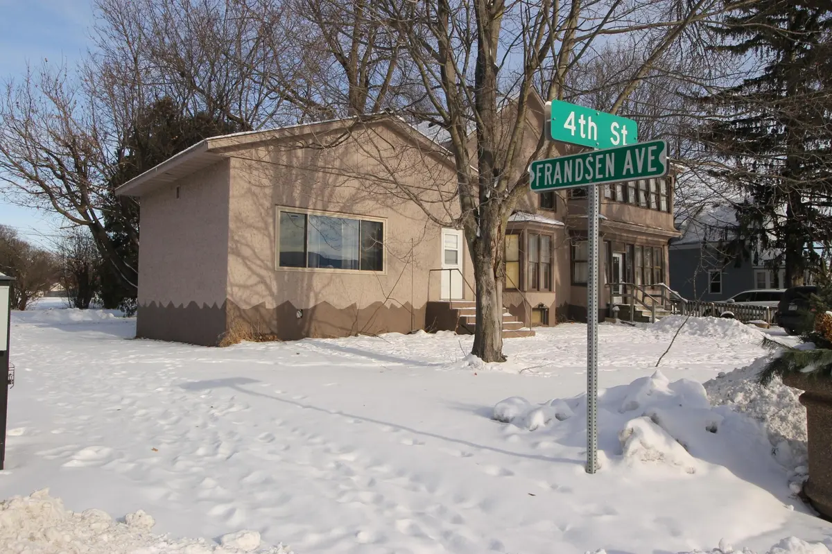 345 W 4th ST, Rush City, MN 55069